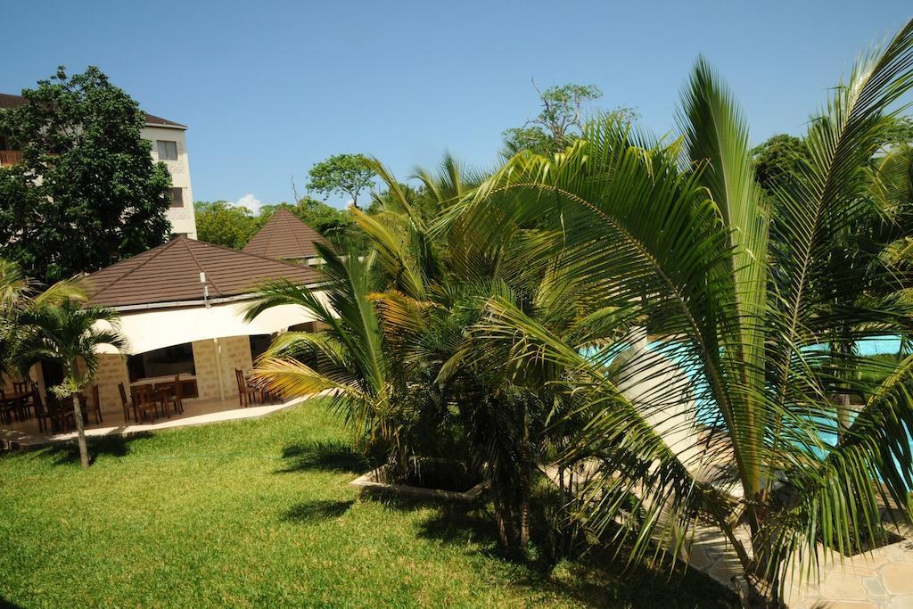 Lotfa Resort Diani Playa de Diani Exterior foto